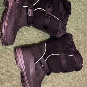 Baffin Black Winter Boots
